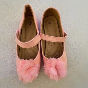 🎈5/$5 Pink Flower Ballet Flats